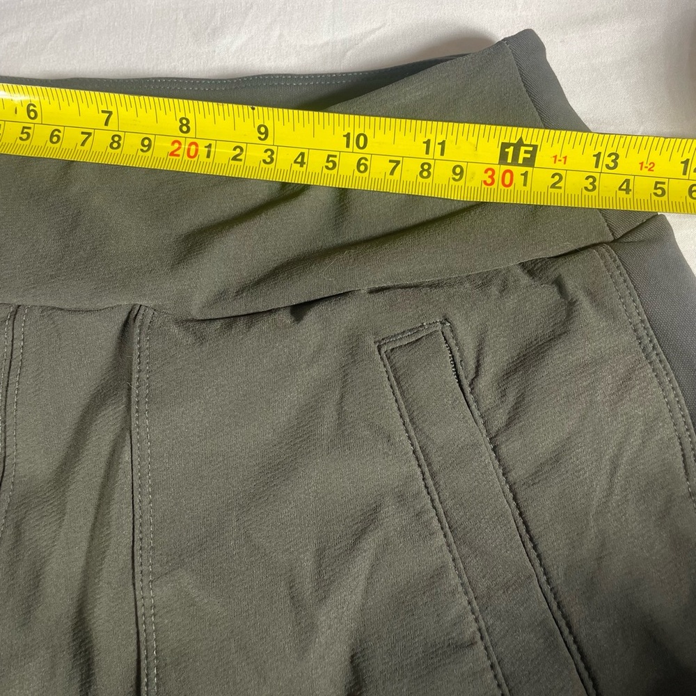 Athleta Deep Olive Utility Cargo Pants - Picture 5 of 7